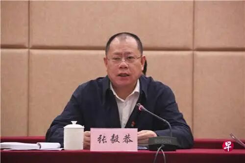 中共福建省泉州市委书记张毅恭星期五(8月7日)被官宣落马。此前,这名福建本土干部曾在厦门副市长任上因督察整改不力,涉大量生活污水直排问题,2021年被给予政务警告处分。(互联网)